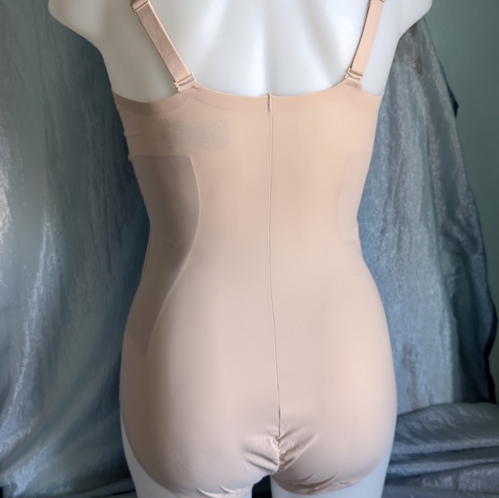 Bali Wire free Bodysuit - Picture 4 of 8